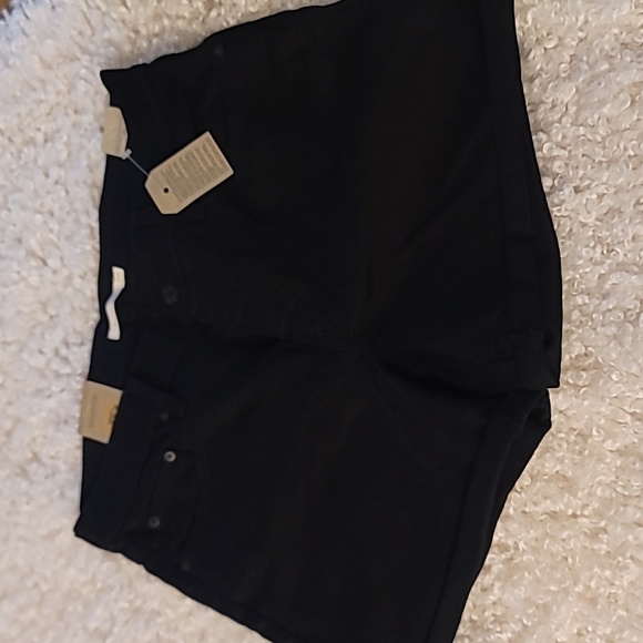 Women's mid length shorts - Picture 7 of 8